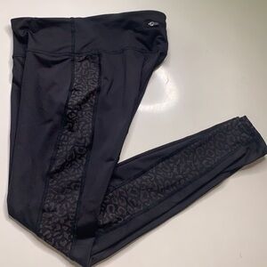 Old Navy Activewear athletic yoga Legging pants animal print Small women’s